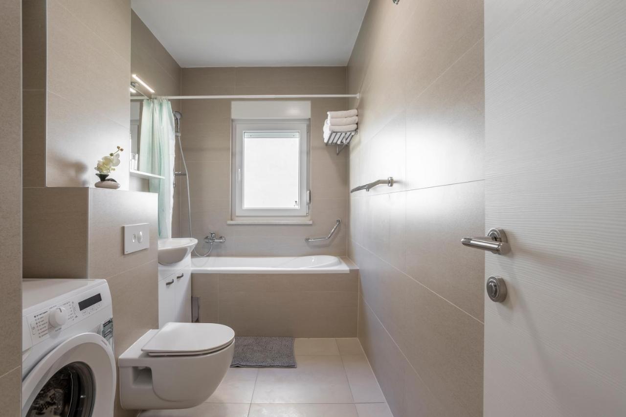 Coastal Apartment 1 スプリト エクステリア 写真